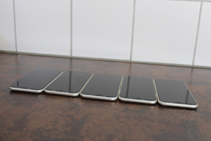 1531785-7 Mobiltelefoner iPhone 11 64GB, 5 st (vita)