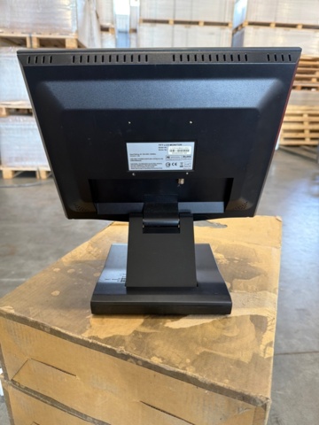 1533643-2 4 LCD monitors in a carton