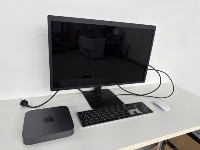 1533609-1 Mac Mini 2018 with display, A1993