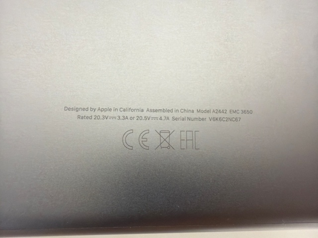 1533611-6 MacBook Pro 14 inch, 1TB SSD