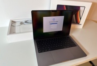 1533613 MacBook Pro 14 inch, A2442