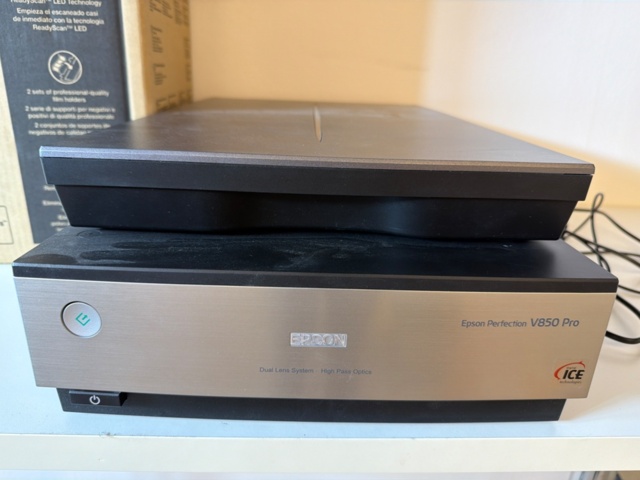 1533617-2 Epson scanner, Perfection V850 Pro