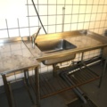 1070391-2 Dishwashing room with machines and benches