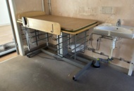1532616 Höj-/sänkbart skötbord från Jeltec