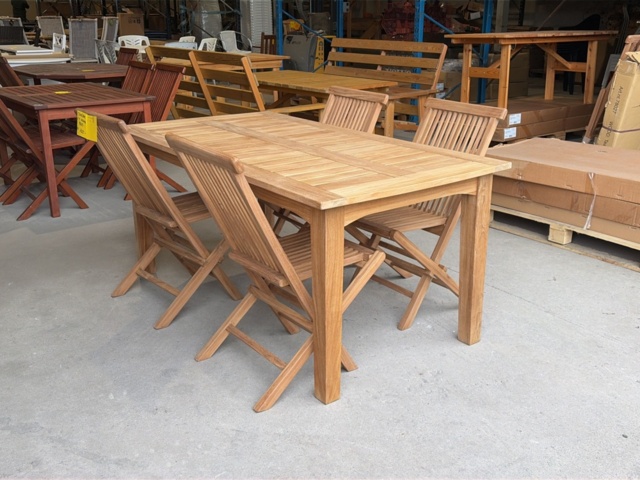 1525395-1 Teakbord och stolar 4 st