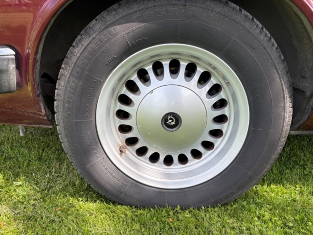 1471445-15 Jaguar Daimler -1989