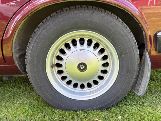 1471445-17 Jaguar Daimler -1989