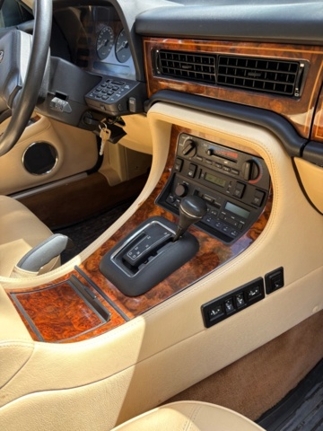 1471445-18 Jaguar Daimler -1989