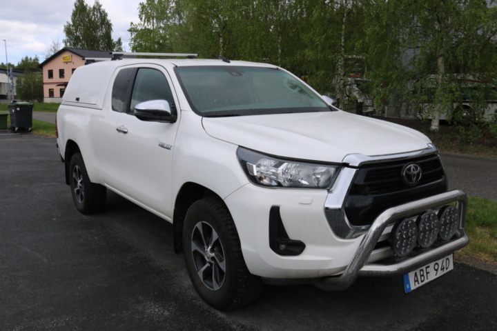 1417056-3 Toyota Hilux Extra Cab 2.4 AWD Automatic, 2021 (Repair Item)