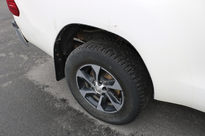 1417056-31 Toyota Hilux Extra Cab 2.4 AWD Automatic, 2021 (Repair Item)