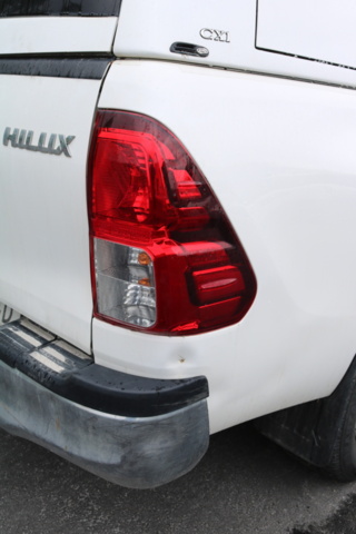 1417056-34 Toyota Hilux Extra Cab 2.4 AWD Automatic, 2021 (Repair Item)