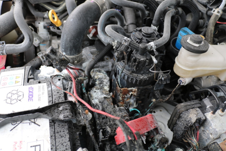 1417056-83 Toyota Hilux Extra Cab 2.4 AWD Automatic, 2021 (Repair Item)