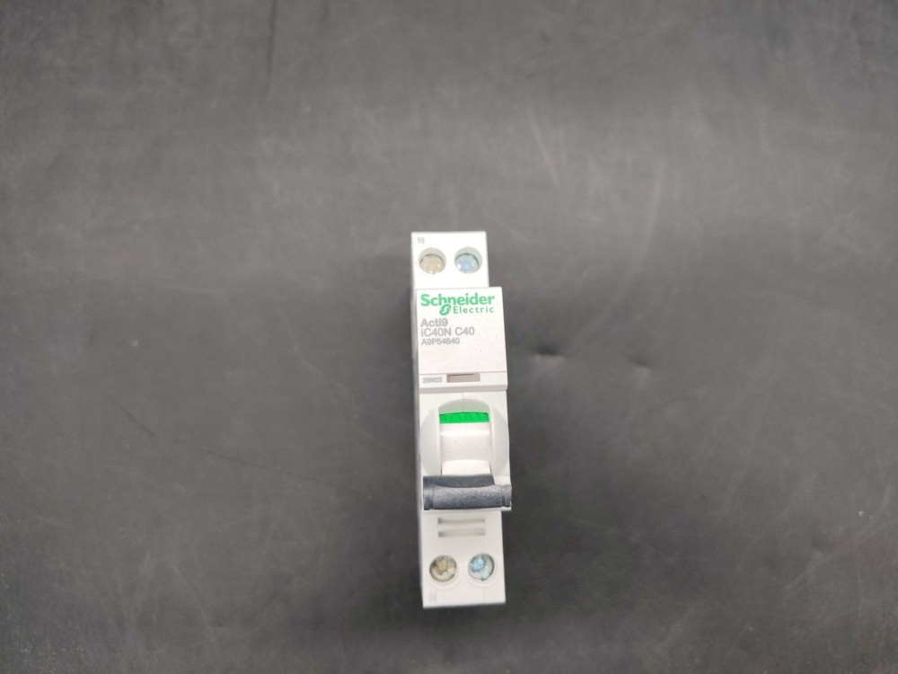 1533780-2 Automatic fuses, 12 pcs - Schneider Electric, Acti9 iC40N C40