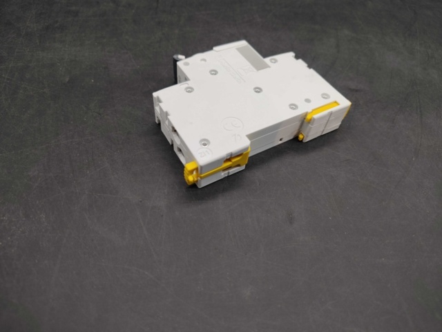 1533789-3 Automatic fuses, 12 pcs - Schneider Electric, Acti9 iC40N C40