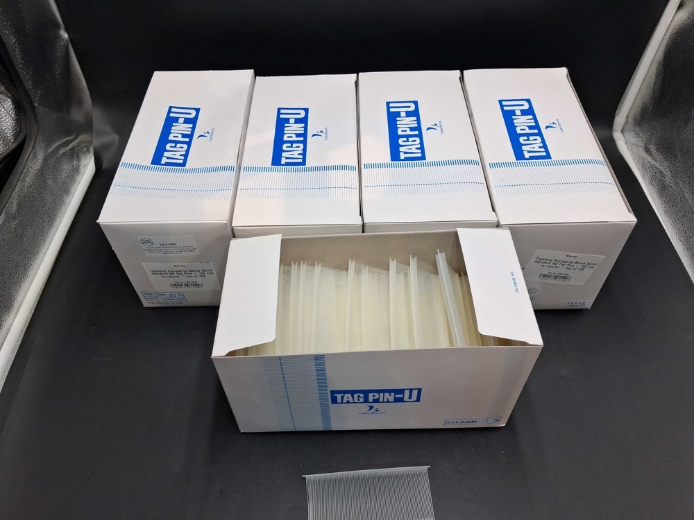 1533674-1 Märkpins, 50,000 pcs - Tagalong Express by Banok, 50 mm, nylon