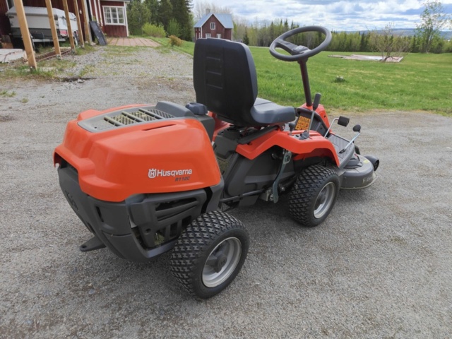 1485264-5 Åkgräsklippare med klippaggregat - Husqvarna R112C - 2022