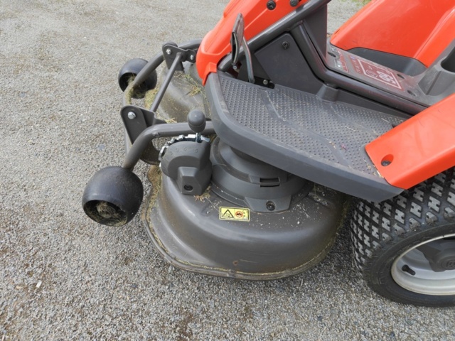 1485264-10 Åkgräsklippare med klippaggregat - Husqvarna R112C - 2022