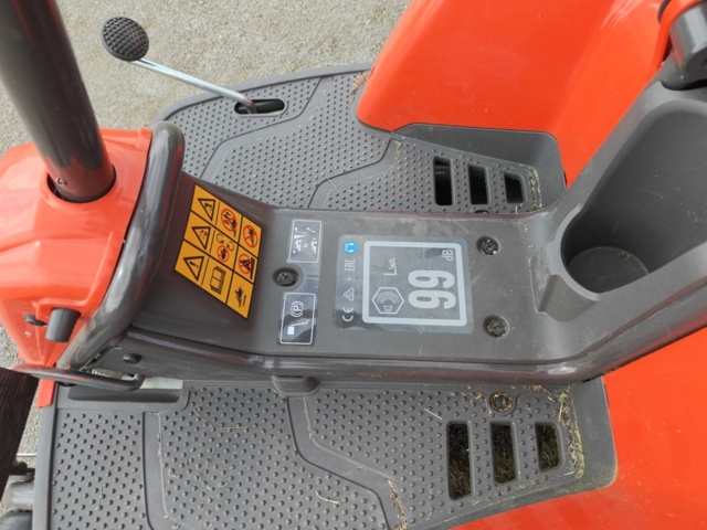 1485264-11 Åkgräsklippare med klippaggregat - Husqvarna R112C - 2022