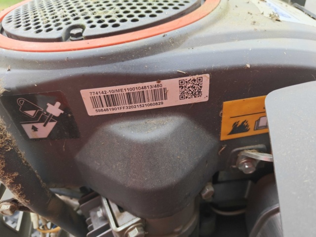 1485264-18 Åkgräsklippare med klippaggregat - Husqvarna R112C - 2022