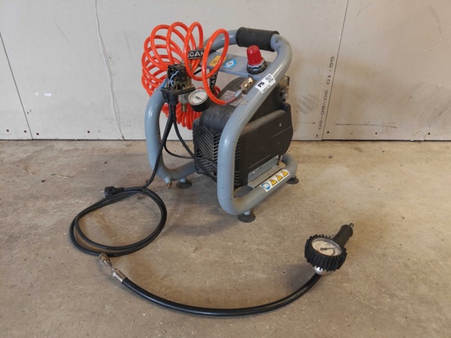 1485279-1 Compressor with accessories - Senco PC 190/3