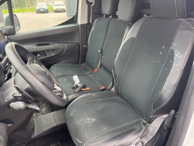 1357546-22 Toyota ProAce City 1.5D AdBlue Automatisk, 130hk -2023