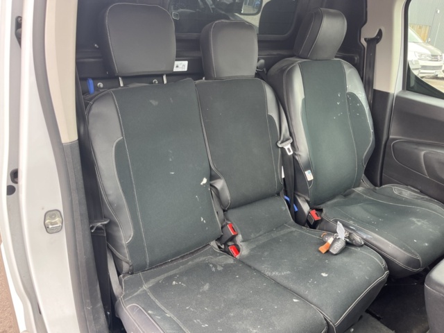 1357546-25 Toyota ProAce City 1.5D AdBlue Automatisk, 130hk -2023