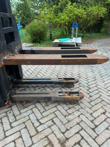 1519636-22 BT skjutstativtruck