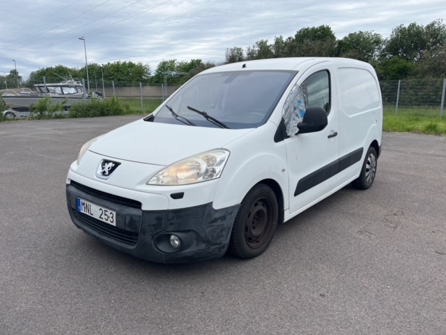 1357542-1 Peugeot Partner Van 1.6 HDi Manual, 90hp -2008 (Repair item)