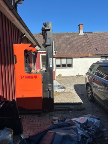 1519636-1 BT skjutstativtruck
