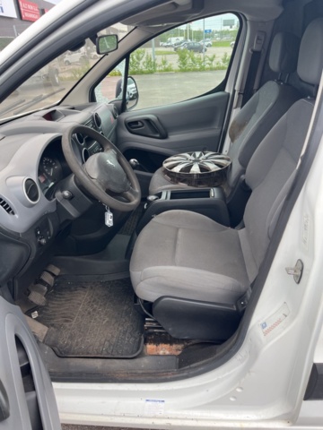 1357542-27 Peugeot Partner Van 1.6 HDi Manual, 90hp -2008 (Repair item)