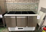 1533831 Display fridge with cooling well - Adexa