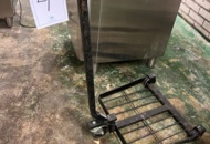 1533832 Pot cart