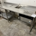 1533845-4 Korvbar med korvgrill, brödvärmare och bänk