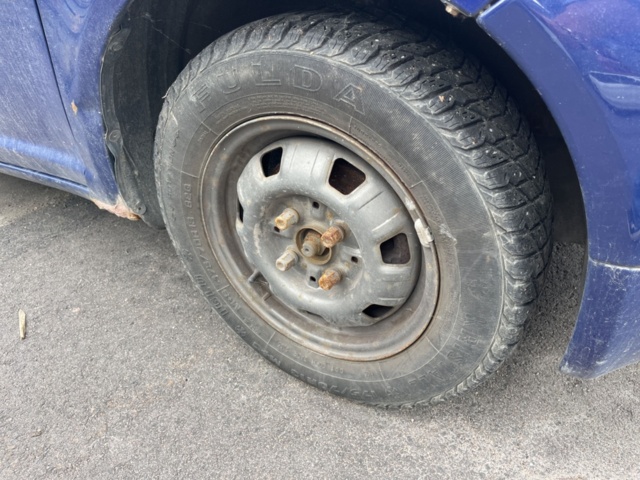 1357543-9 Toyota Yaris 5-door 1.3 VVT-i Super ECT, 4-speed, 86hp -2000 (Repair item)