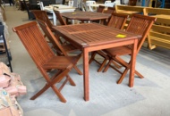 1525396 Bord och stolar 4 st