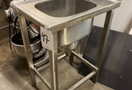 1533866 Rostfri diskbänk
