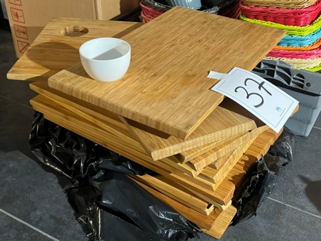 1533890-2 Skärbrädor och brödkorgar