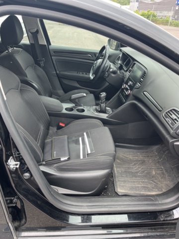 1357545-23 Renault Mégane 1.2 TCe Manual, 132hp -2017