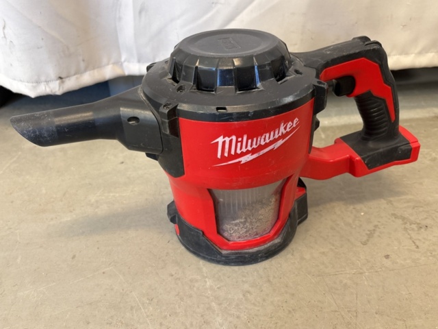 1511253-7 Handheld vacuum cleaner x4 units, Milwaukee M18 CV