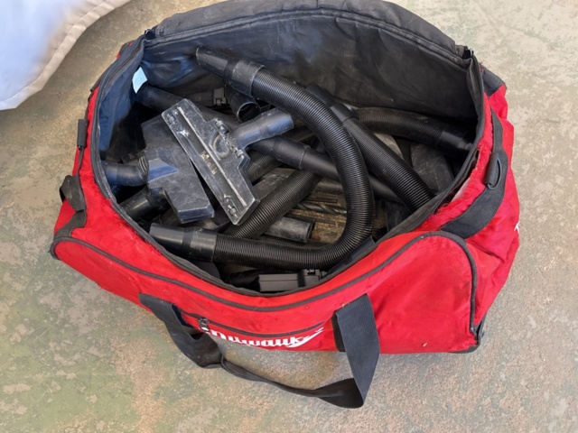 1511253-12 Handheld vacuum cleaner x4 units, Milwaukee M18 CV