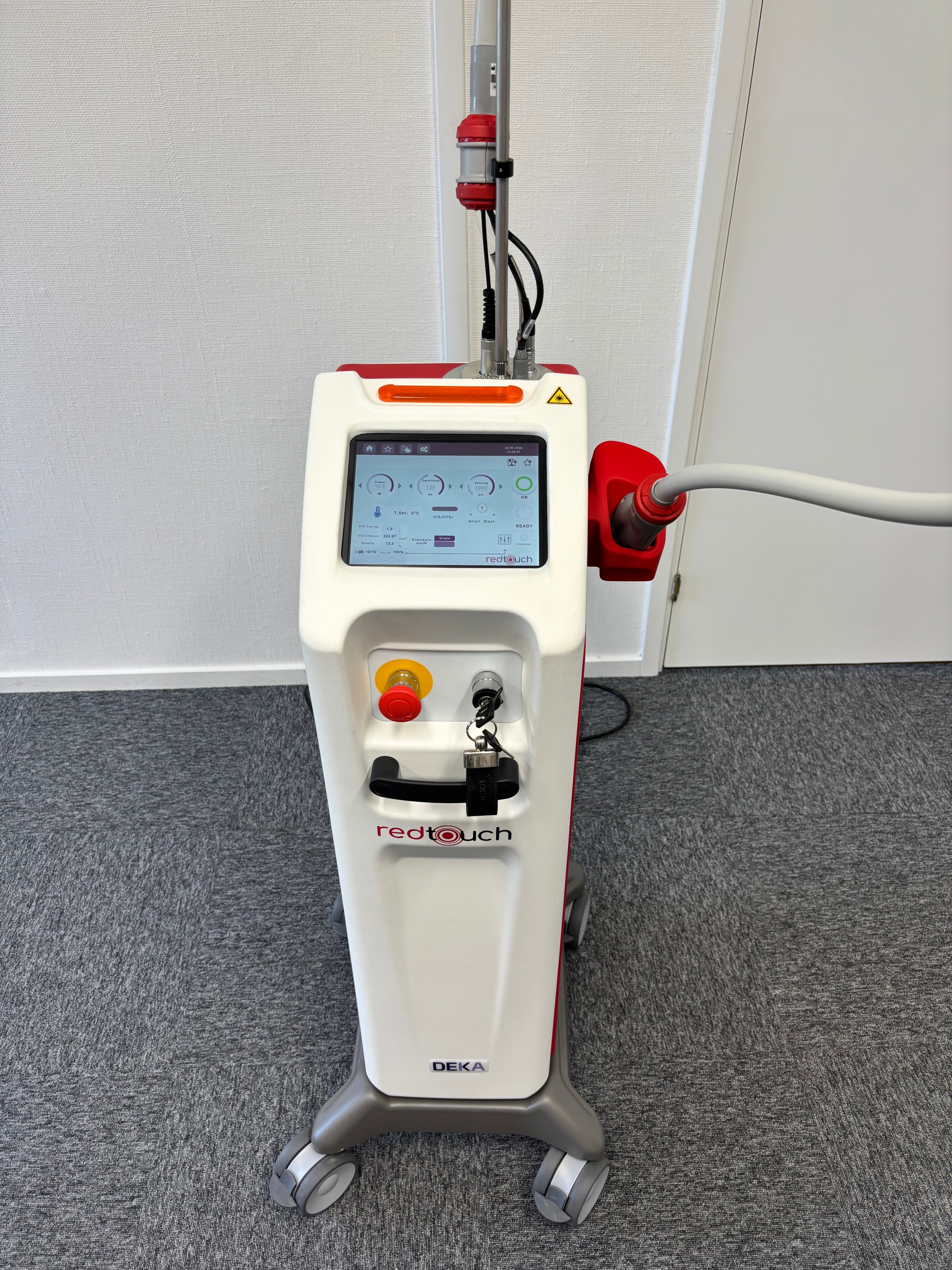 Laser machine - DEKA Red Touch - 2022 - PS Auction - We value the ...