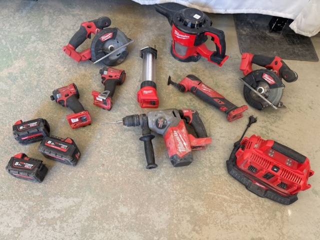 1511257-29 Tool Kit - Milwaukee #1