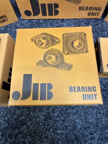 1534011-8 8 storage units, JIB