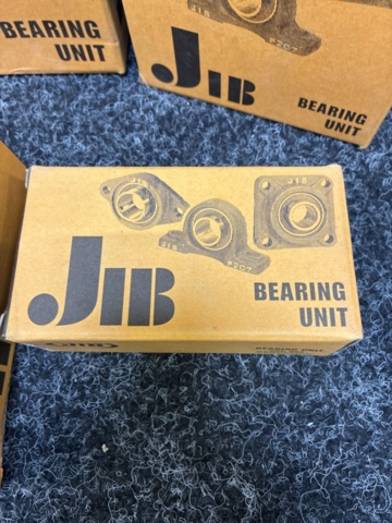 1534011-10 8 storage units, JIB