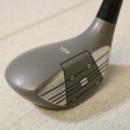 1417059-17 Ficklampa DeWalt & Golfklubba Tommy Armour