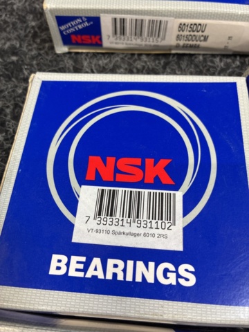 1534014-11 36 pcs Deep groove ball bearings, NSK