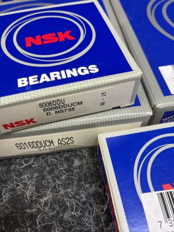1534014-15 36 pcs Deep groove ball bearings, NSK