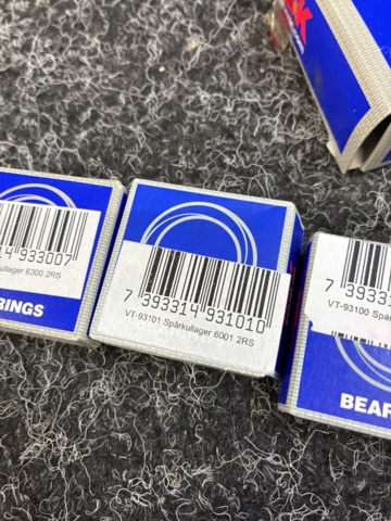 1534014-24 36 pcs Deep groove ball bearings, NSK