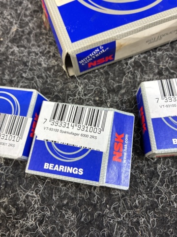 1534014-25 36 pcs Deep groove ball bearings, NSK