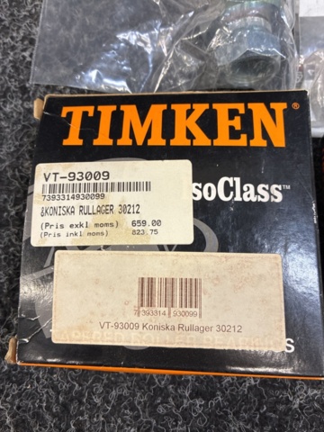 1534015-2 Roller bearings, couplings, hose clamps, etc.